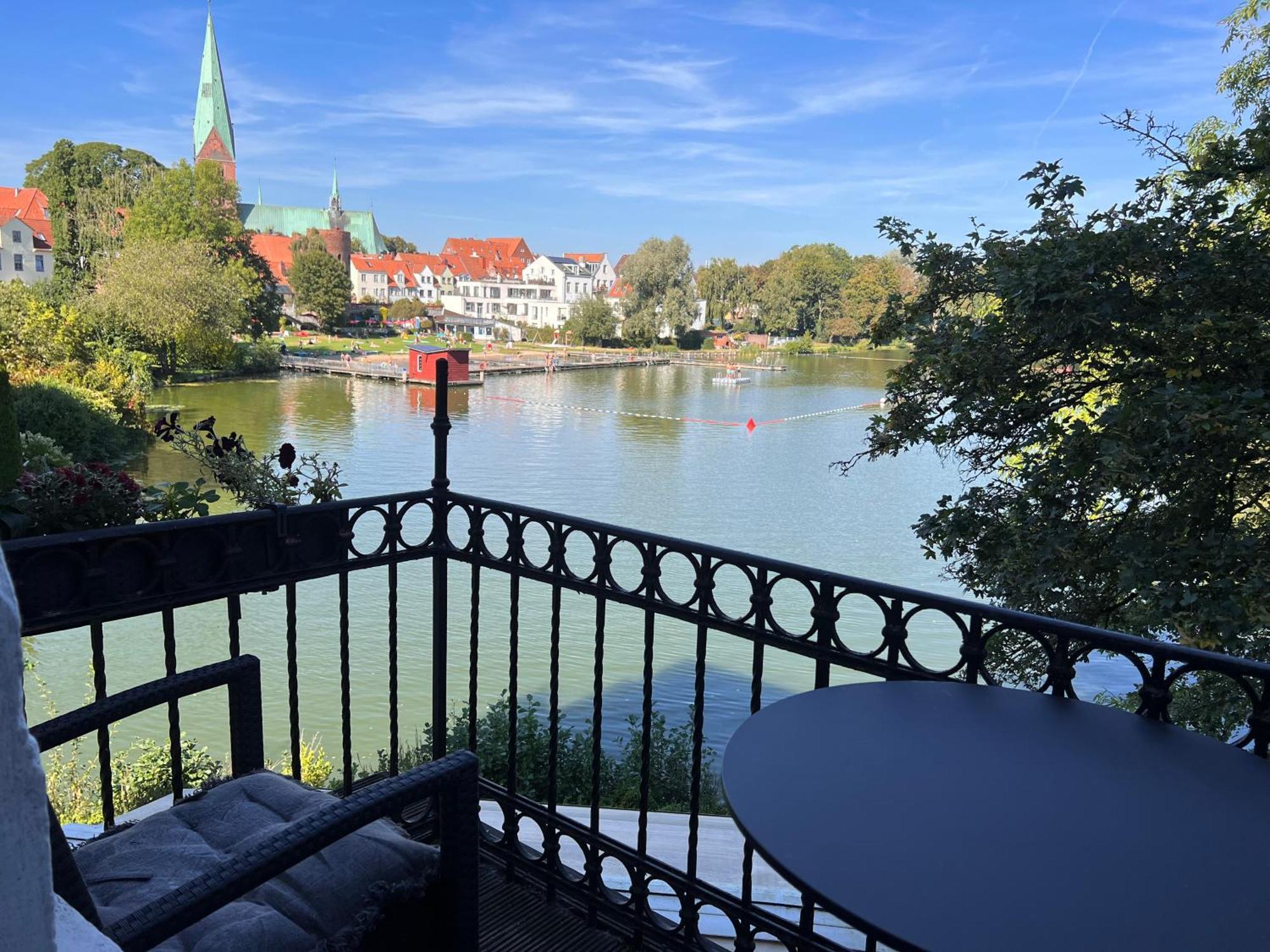 Hotel Excellent Lübeck Kültér fotó